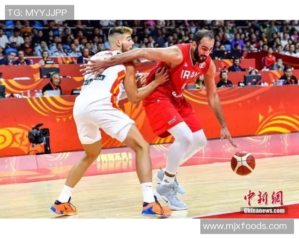 南京篮球队与广州篮球队赛后战术分析与复盘探讨 南京篮球队与广州篮球队赛后战术分析与复盘探讨