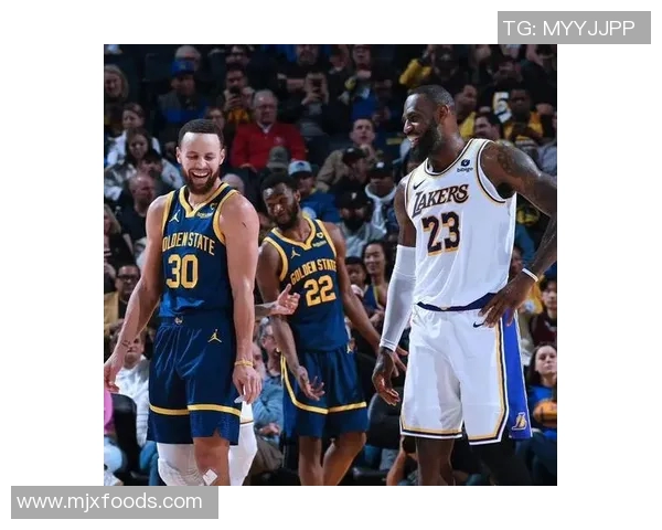 2012年湖人与勇士的经典对决回顾与精彩瞬间分析 2012年湖人与勇士的经典对决回顾与精彩瞬间分析