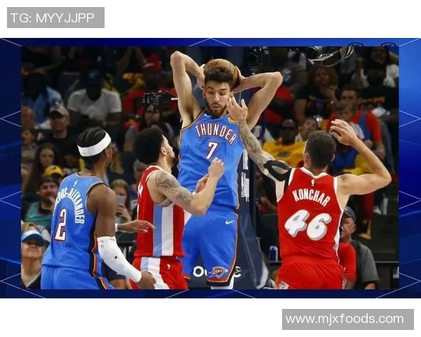 2018年NBA雷霆与灰熊激战回顾精彩瞬间与赛后分析 2018年NBA雷霆与灰熊激战回顾精彩瞬间与赛后分析